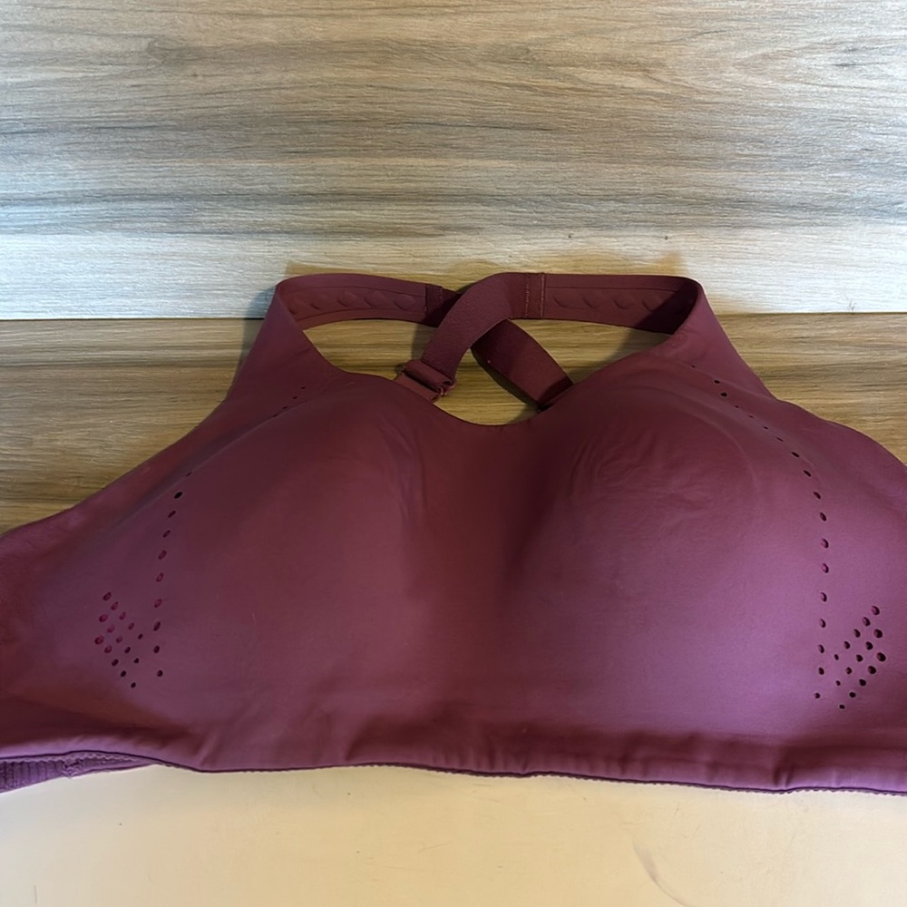 Lululemon Air Support Bra 34-DDD